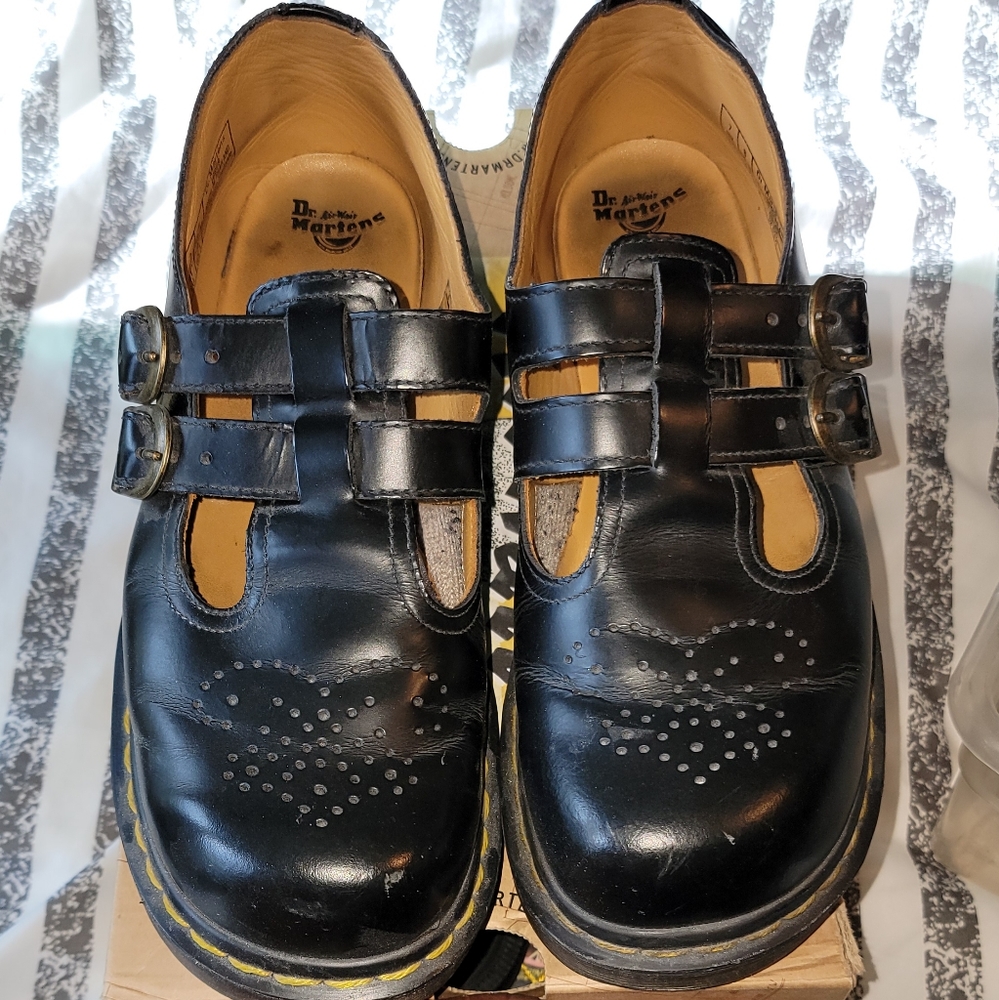 Womens Dr. Martens Mary Jane Casual Shoe - Black